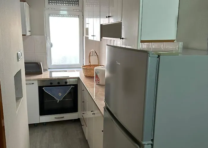 Just Renovated In The Center Apartman